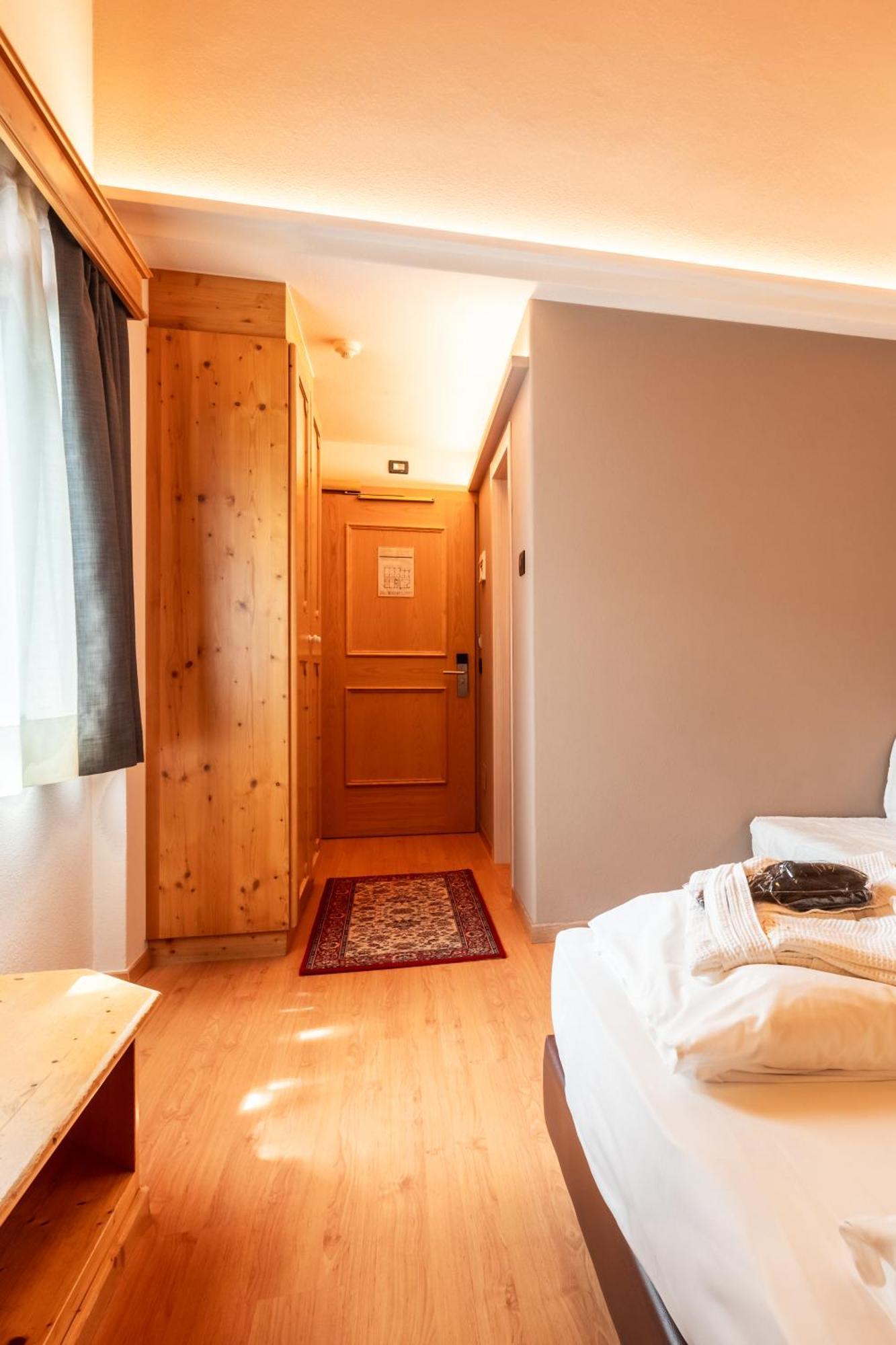 Hotel St. Michael Livigno Exterior foto