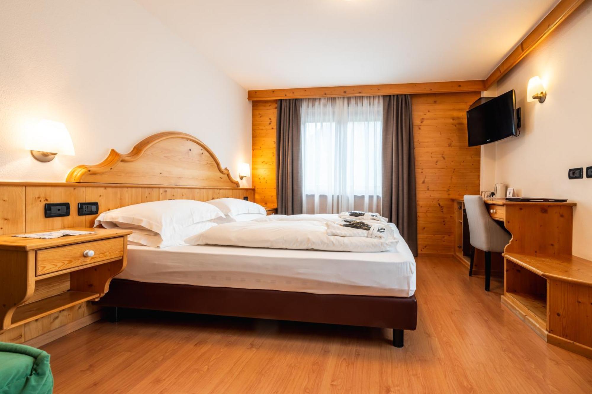 Hotel St. Michael Livigno Exterior foto